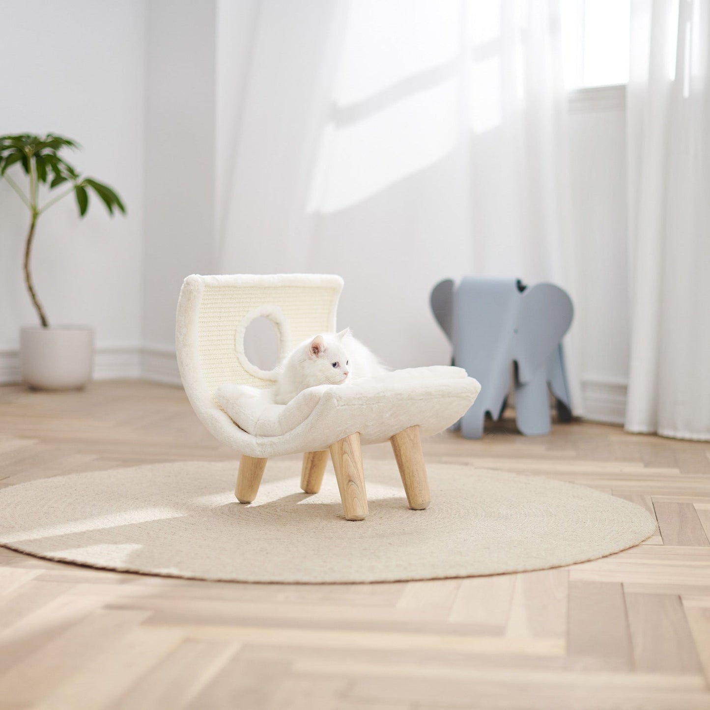 Sopapets | Regal Chaise Cat Tree