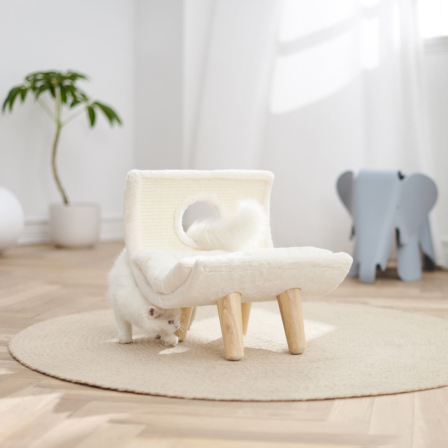 Sopapets | Regal Chaise Cat Tree
