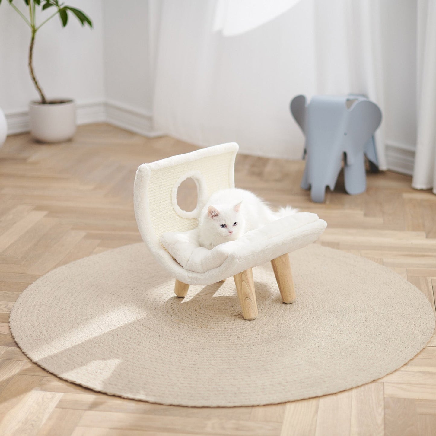 Sopapets | Regal Chaise Cat Tree