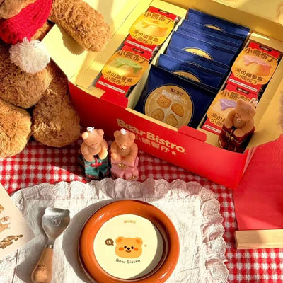 The Cat's Travel Bear Gift Box